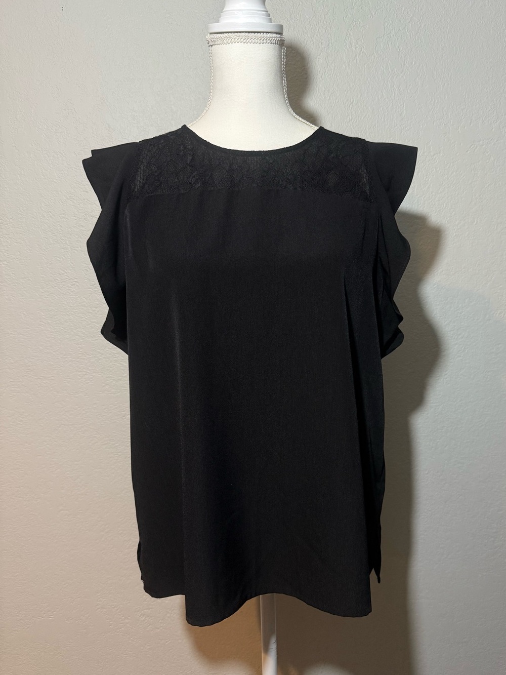 Karl Lagerfeld- Black Blouse Top with Lace Detail & Flutter Sleeves Size Medium
